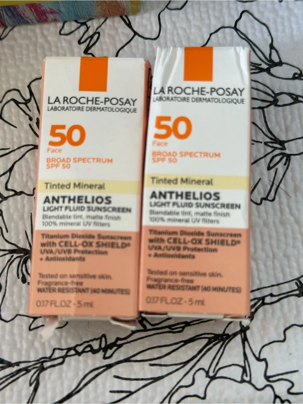 skincare bundle – good molecules + la roche-posay